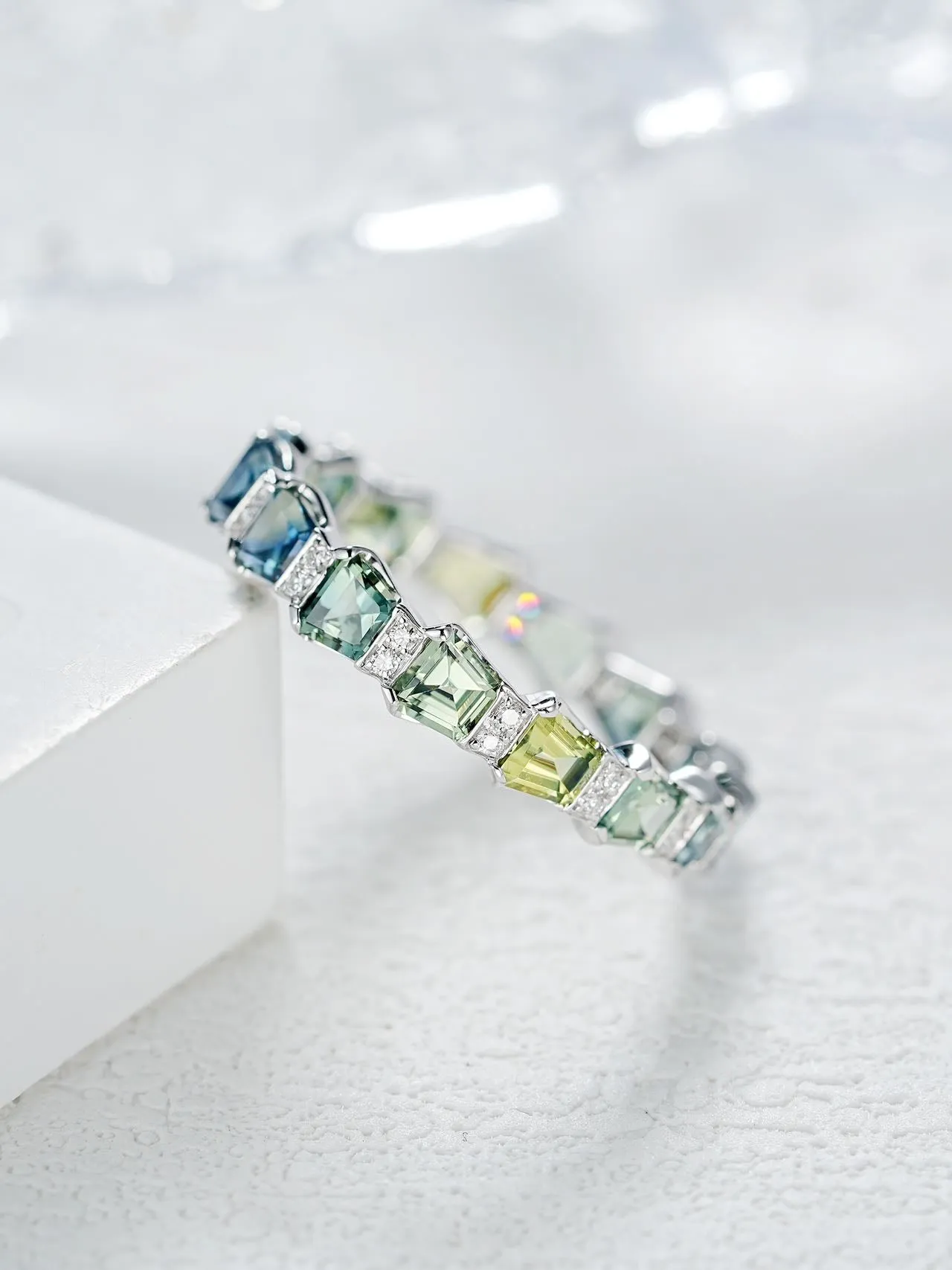 18k Gold Custom Sapphire Ring