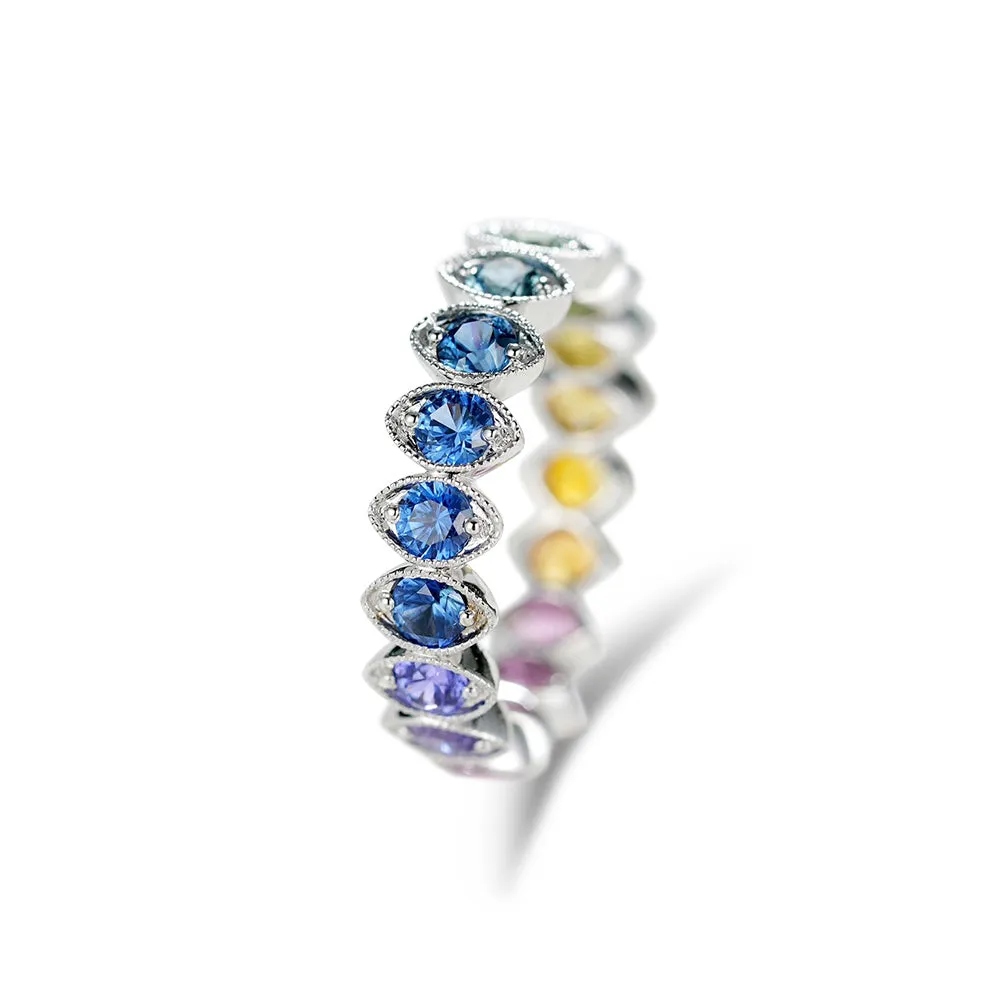 18K Gold Round Cut Gradient Ring