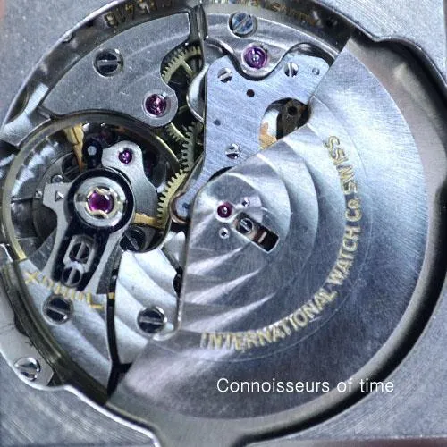 1969 IWC Vintage Mens Square 8541B Automatic Watch with Date - Stainless Steel