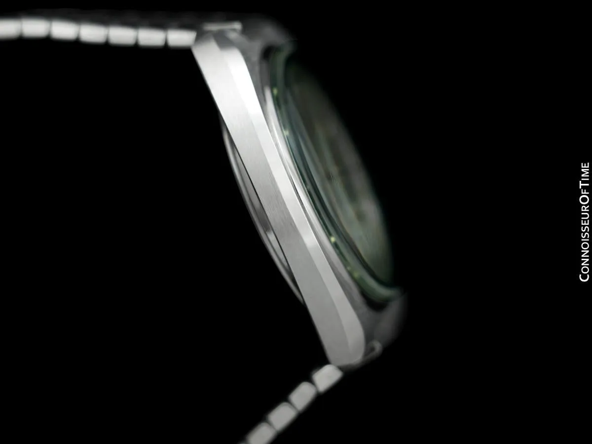 1979 Omega Seamaster Vintage Mens Bracelet Watch with Emerald Green Dial, Automatic, Day Date - Stainless Steel
