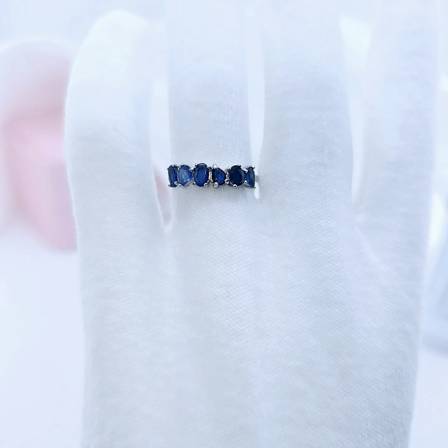 3*4mm Blue Sapphire Wedding Band