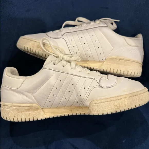 Adidas Powerphase “Cloud White” Unisex Sneaker. Retro leather. Size 8 Men’s