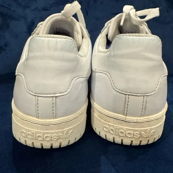 Adidas Powerphase “Cloud White” Unisex Sneaker. Retro leather. Size 8 Men’s