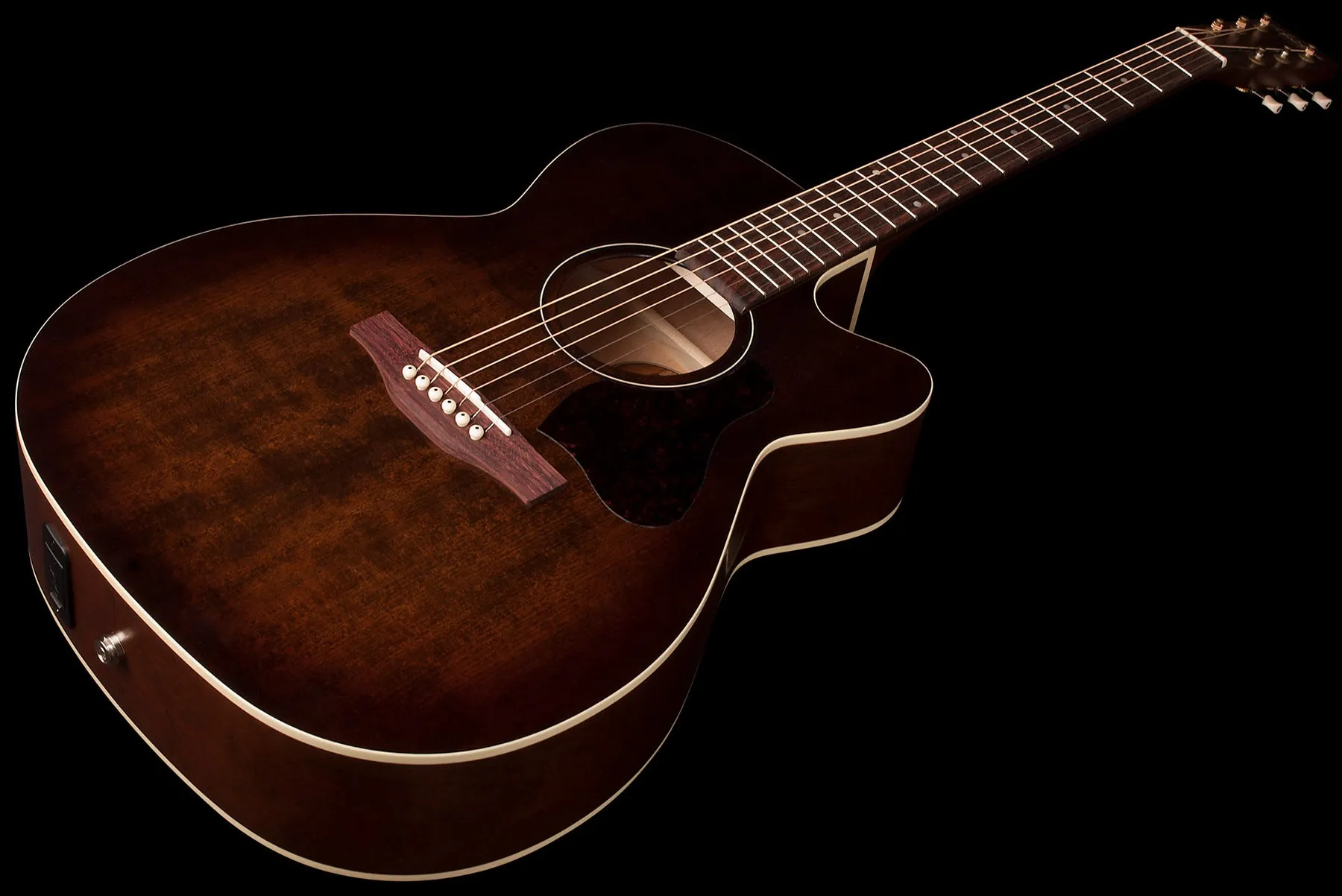 Art & Lutherie 042340 / 051731 Legacy Bourbon Burst CW QIT Cutaway Acoustic Electric MADE In CANADA