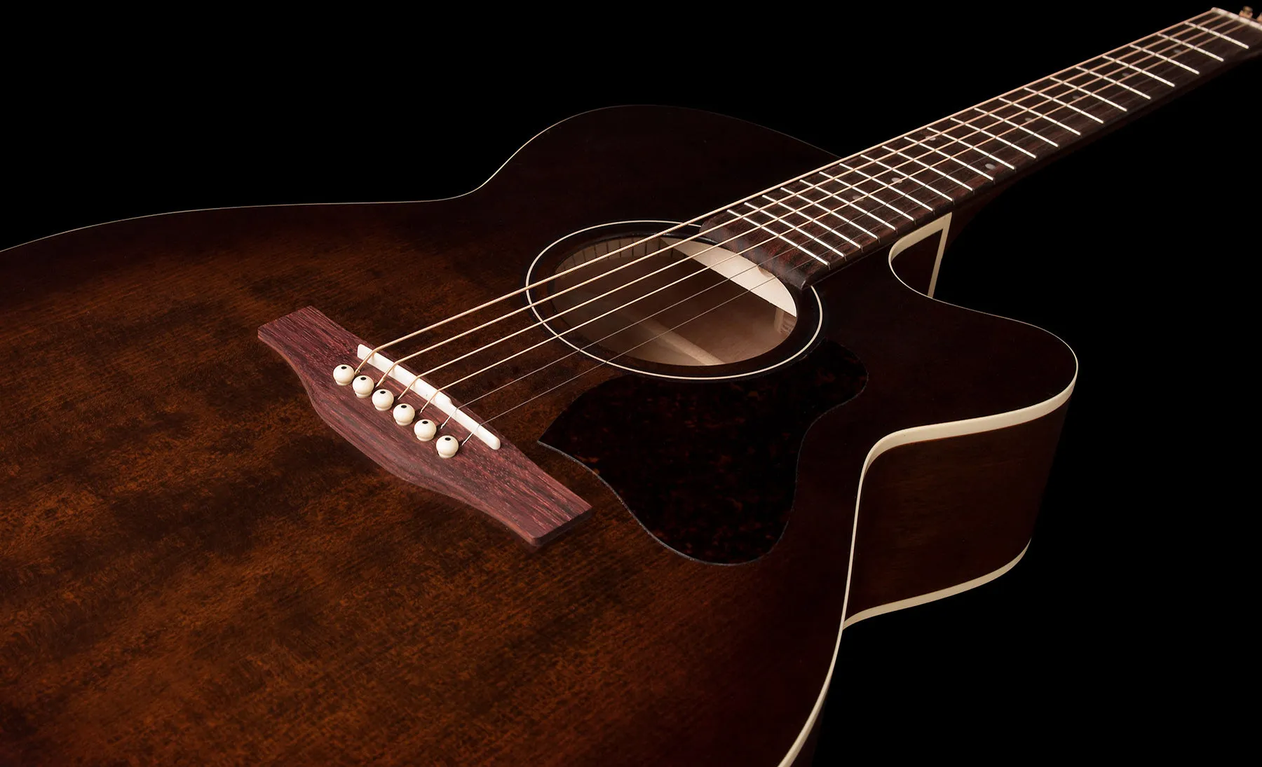 Art & Lutherie 042340 / 051731 Legacy Bourbon Burst CW QIT Cutaway Acoustic Electric MADE In CANADA