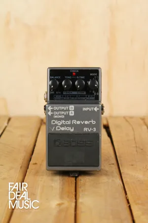 Boss RV-3 Digital Reverb / Delay Pedal, USED