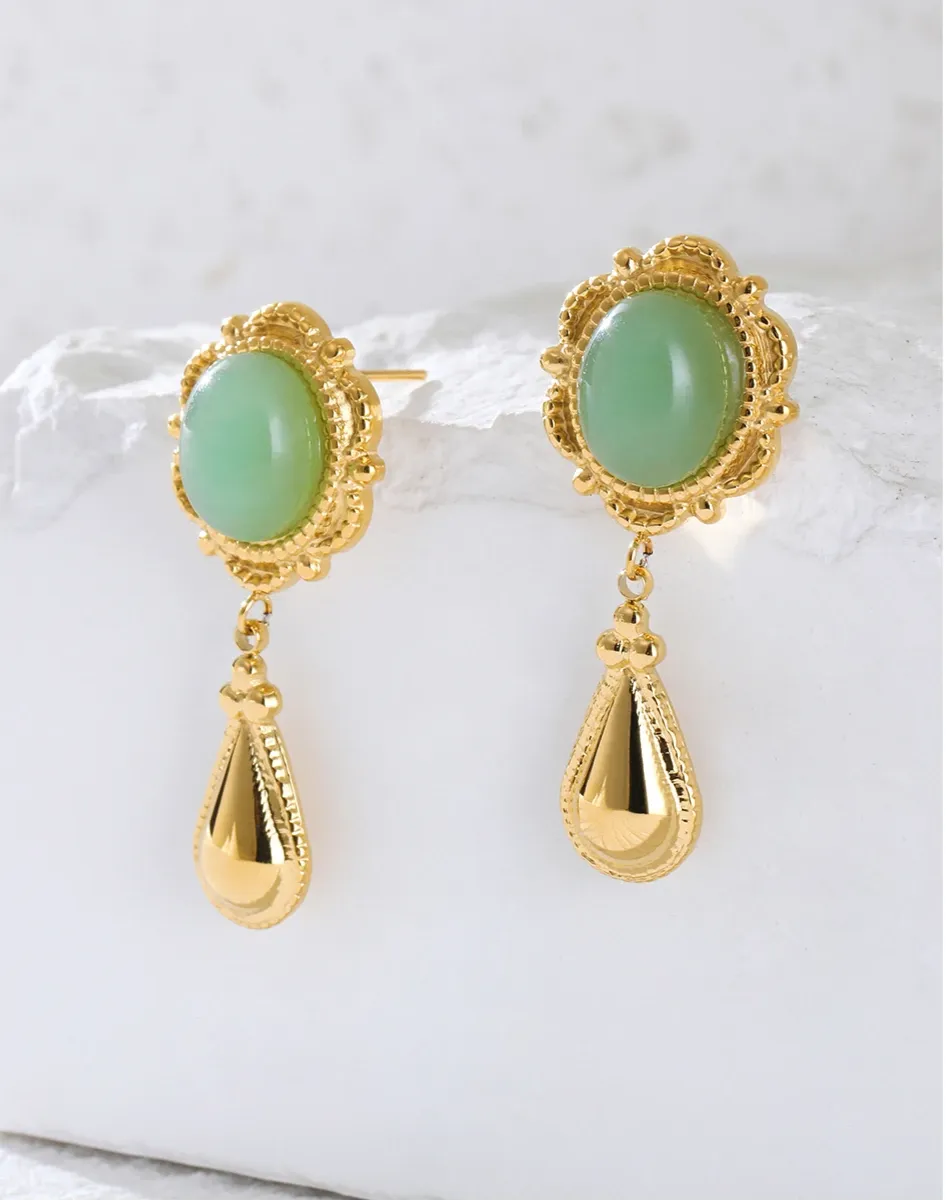Bygone Era with the Whispering Willow Earrings