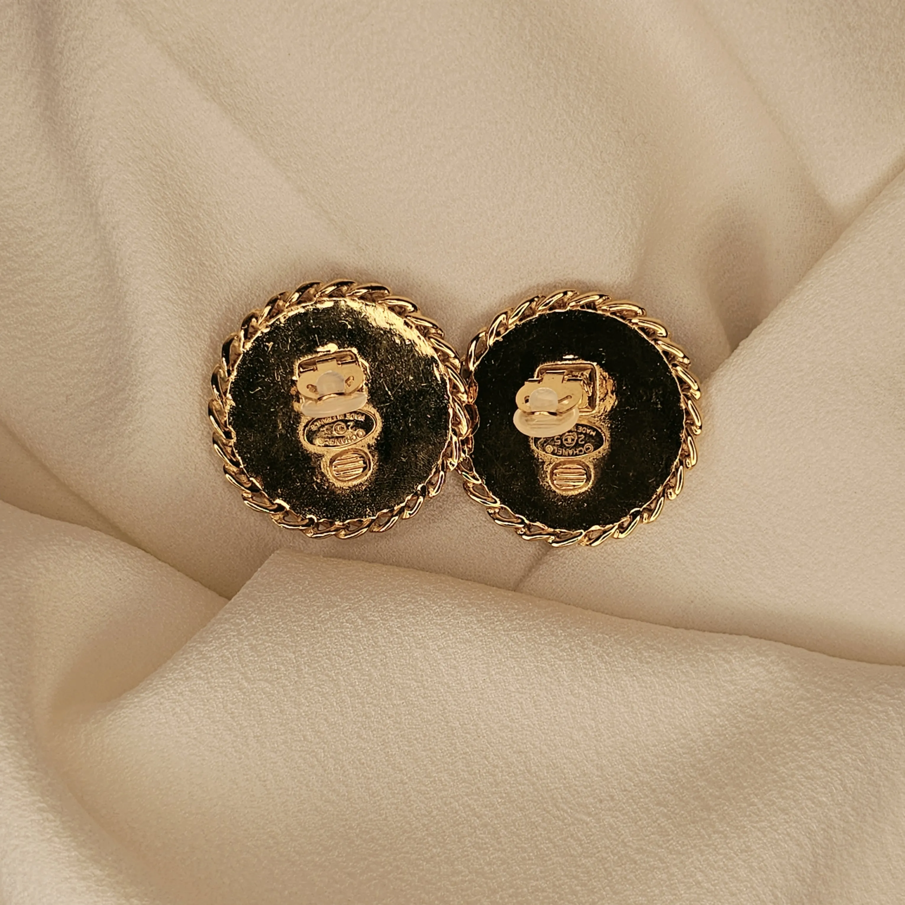 CHANEL Faux Pearl Earrings Black Gold, 1986