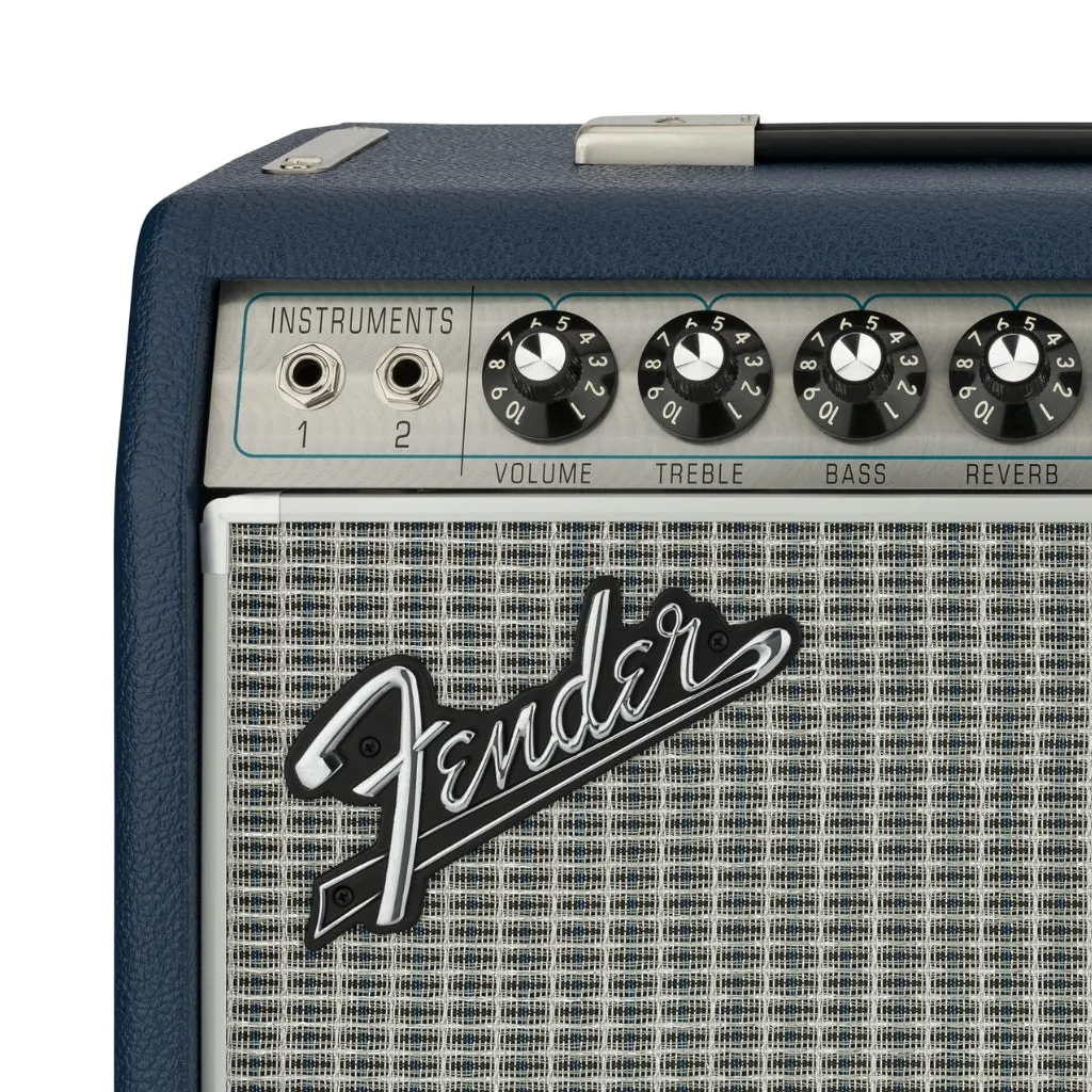 Fender Limited Edition 68 Custom Vibro Champ in Navy Blue