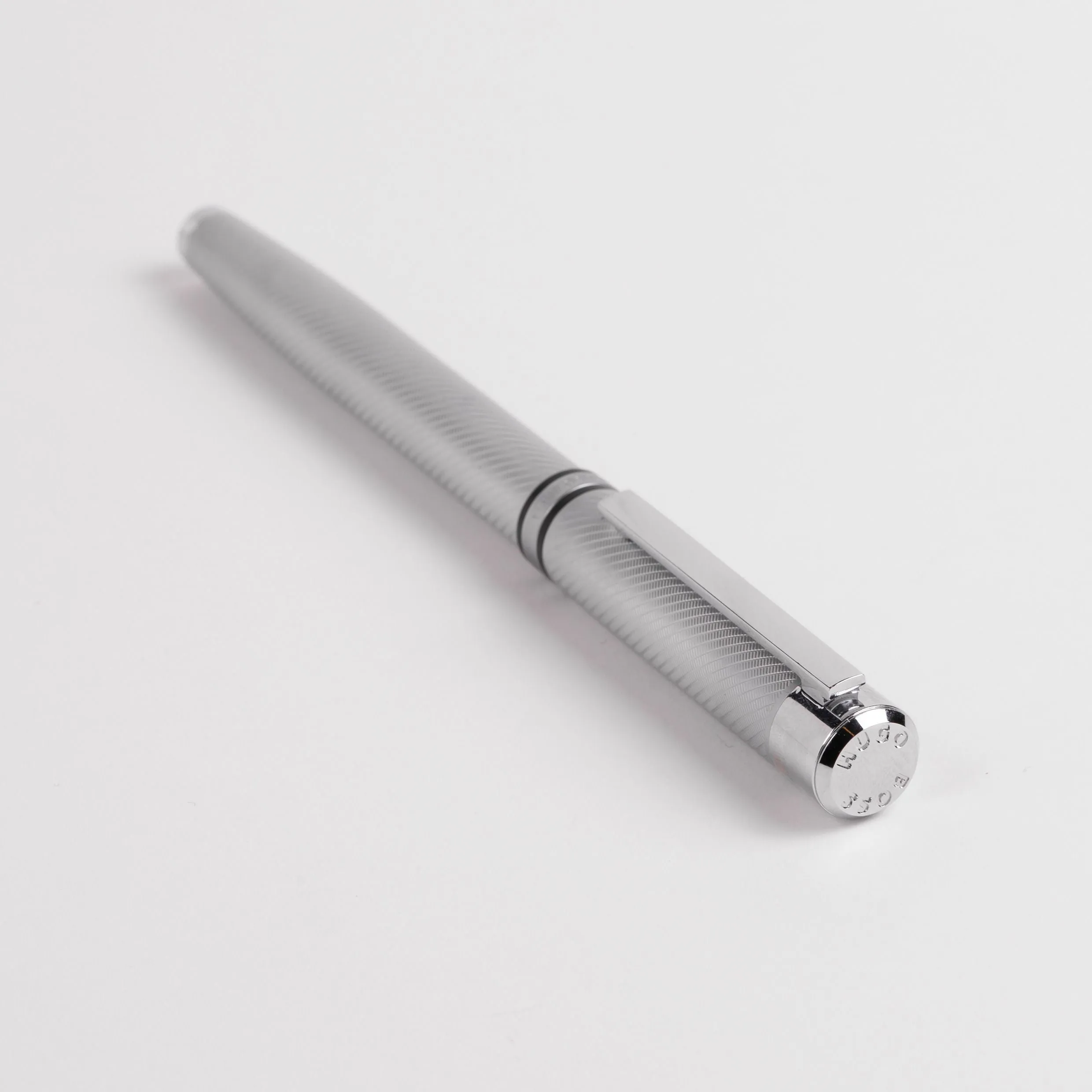 HUGO BOSS HSY2655B-Rollerball pen Filament Chrome