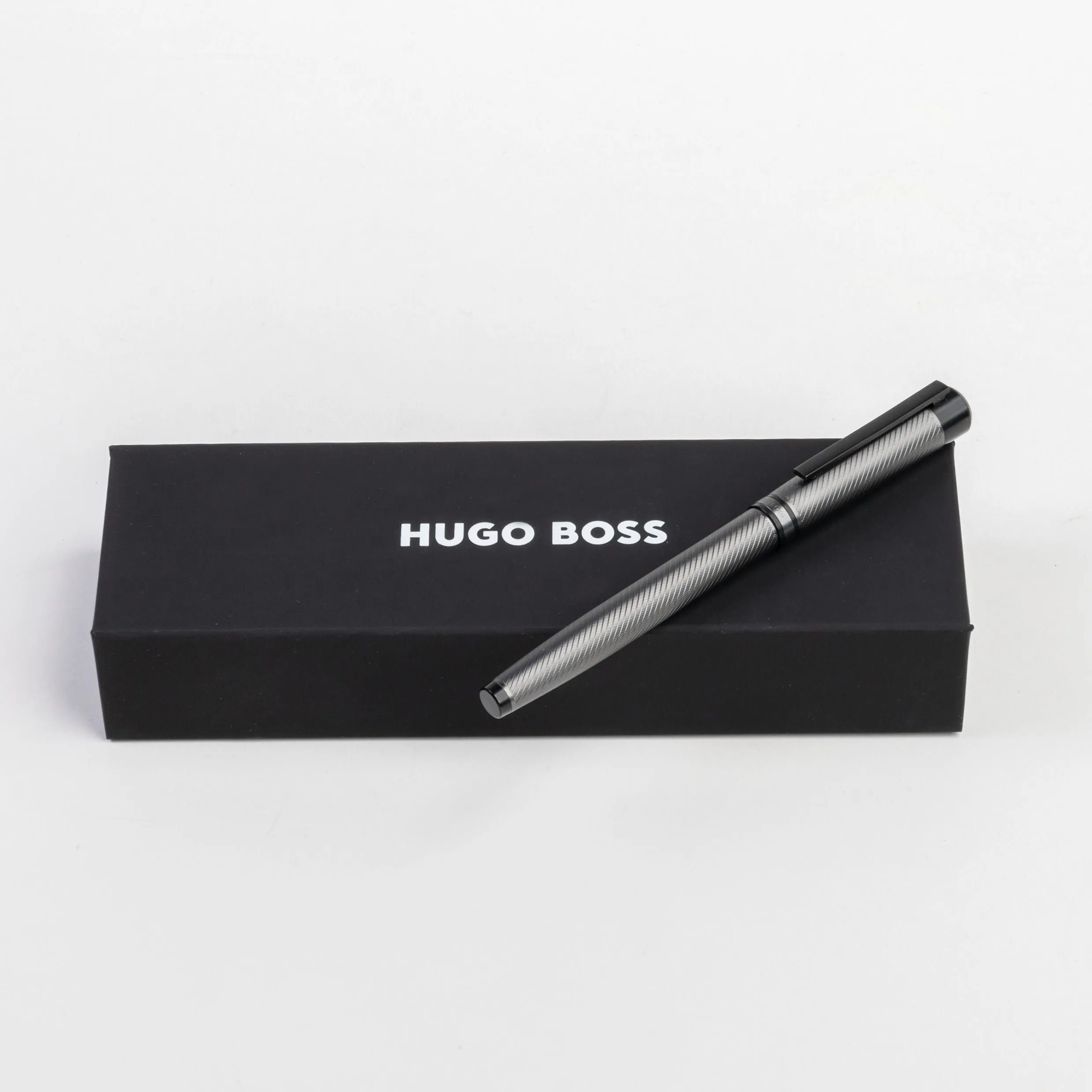 HUGO BOSS HSY2655D-Rollerball pen Filament Gun