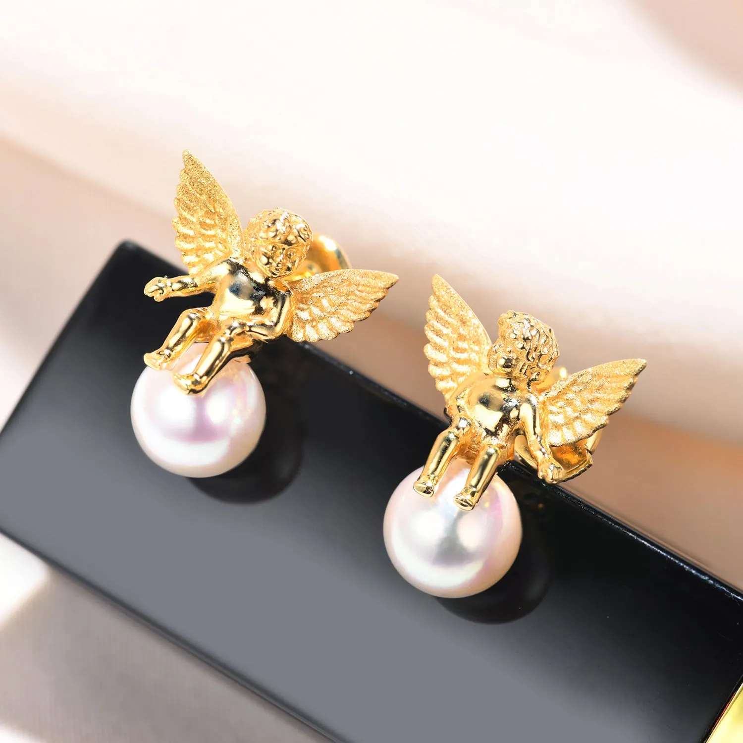 Lovely Angle Cherub Pearl Stud Earrings