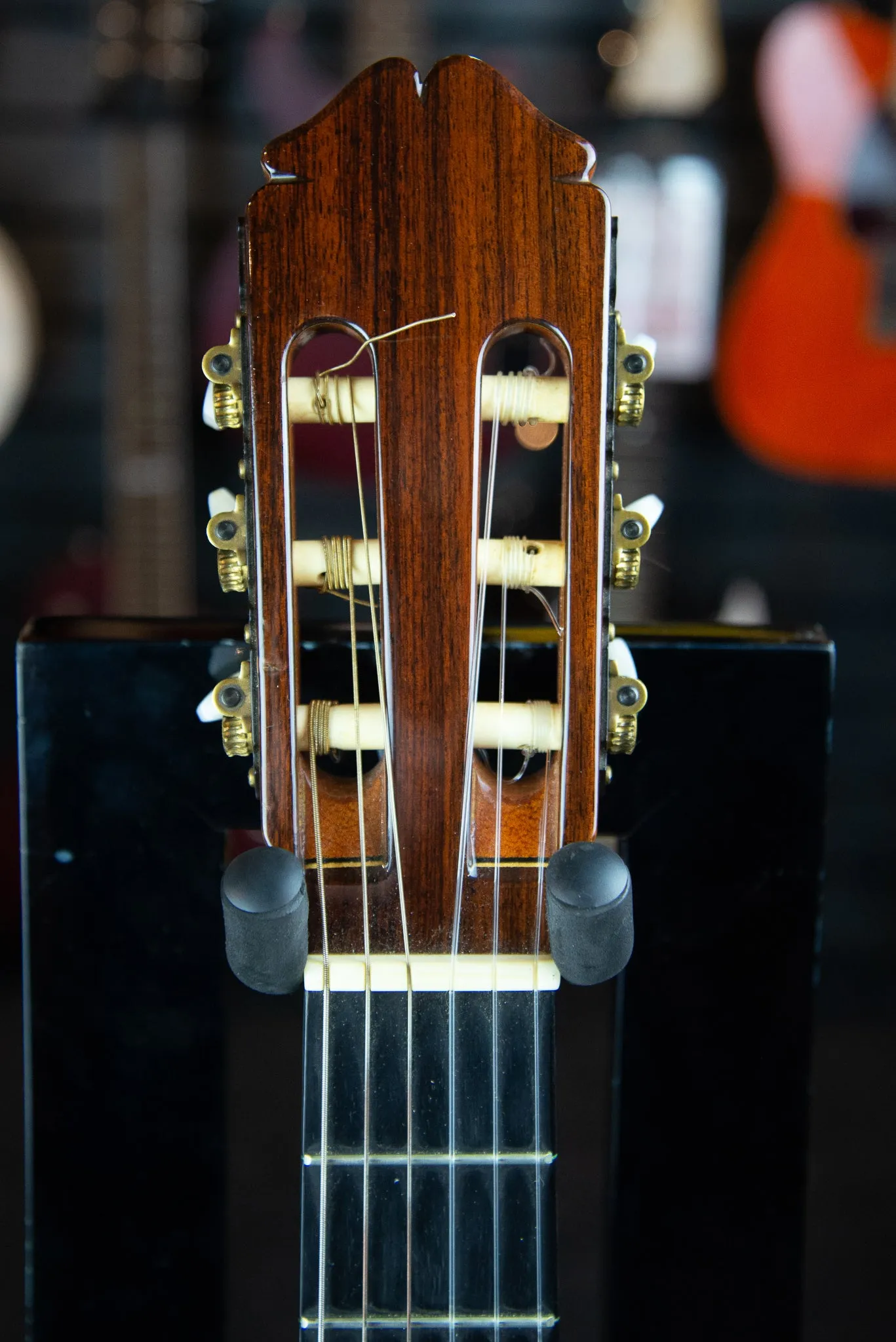 Raimundo Model 148 Classical Guitar, USED