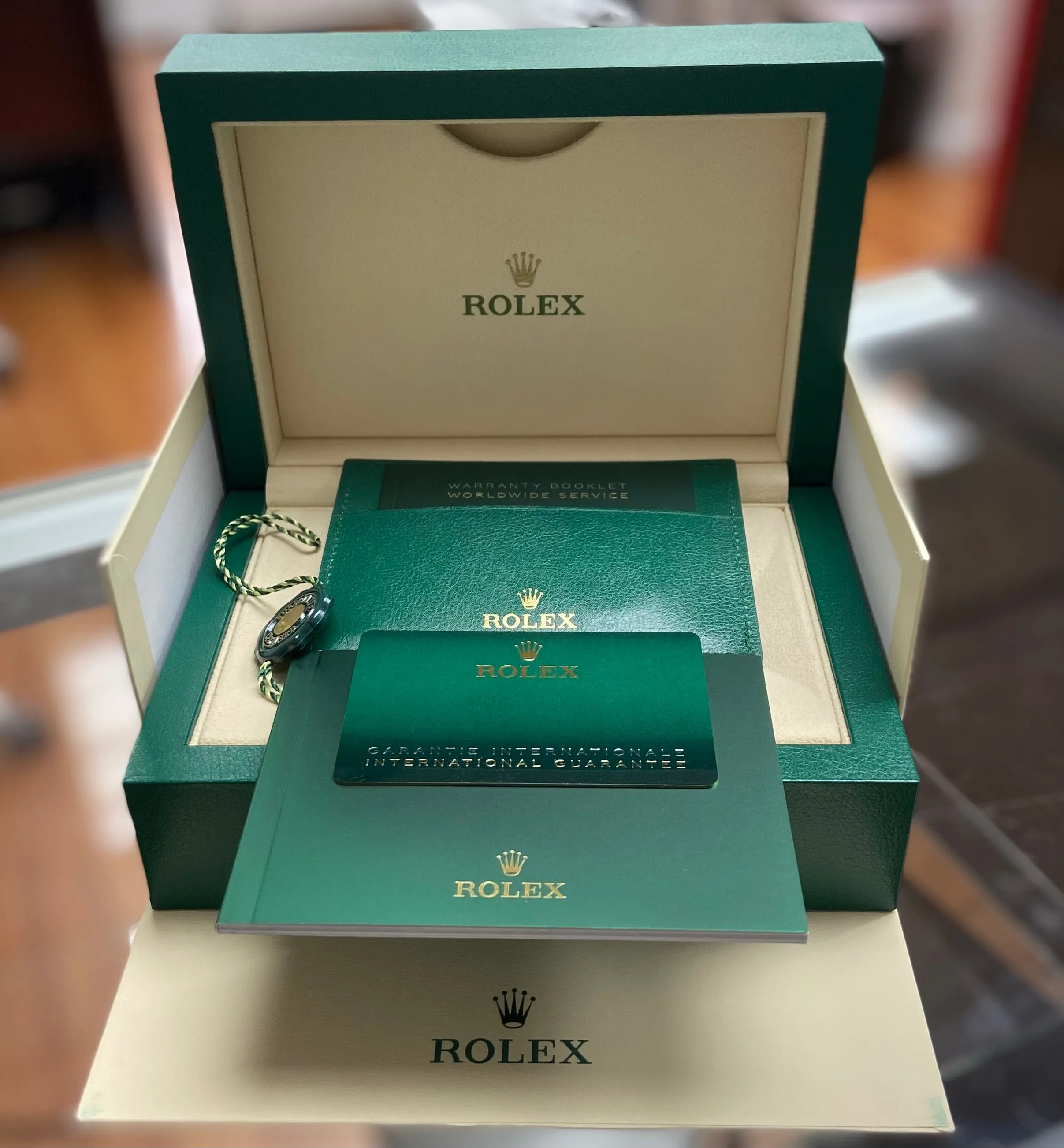Rolex Oyster Perpetual 41mm Yellow Dial 124300