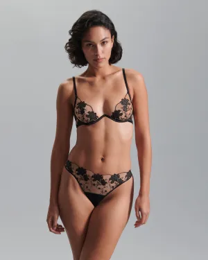 Set: Yvette Black/Sheer