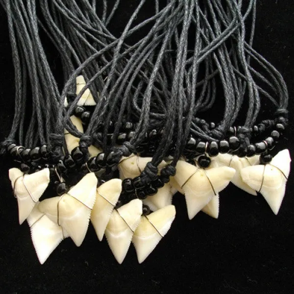 Shark Necklace c72