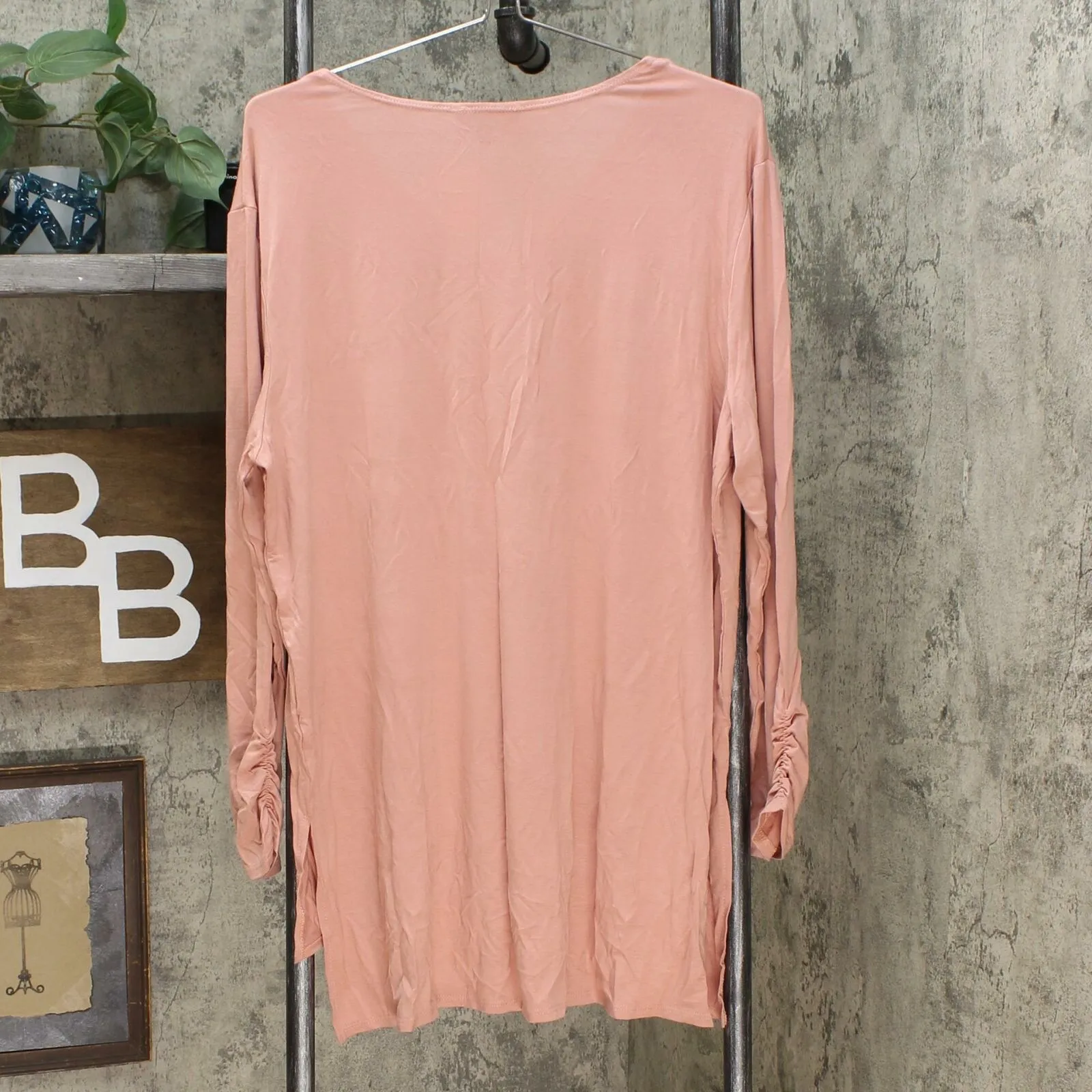 Slinky Brand Women's Ruched-Sleeve V-Neck Tunic With Step Hem