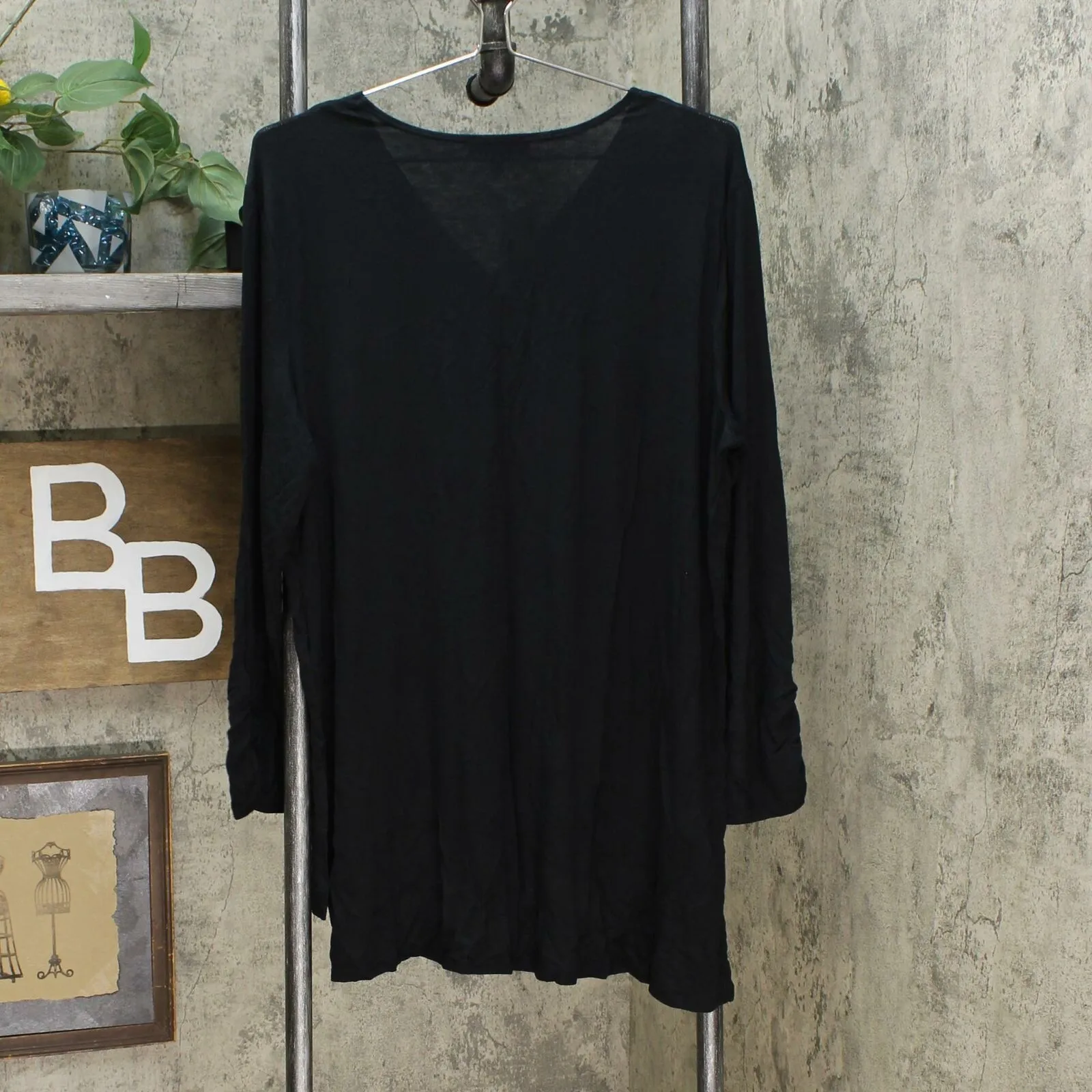 Slinky Brand Women's Ruched-Sleeve V-Neck Tunic With Step Hem