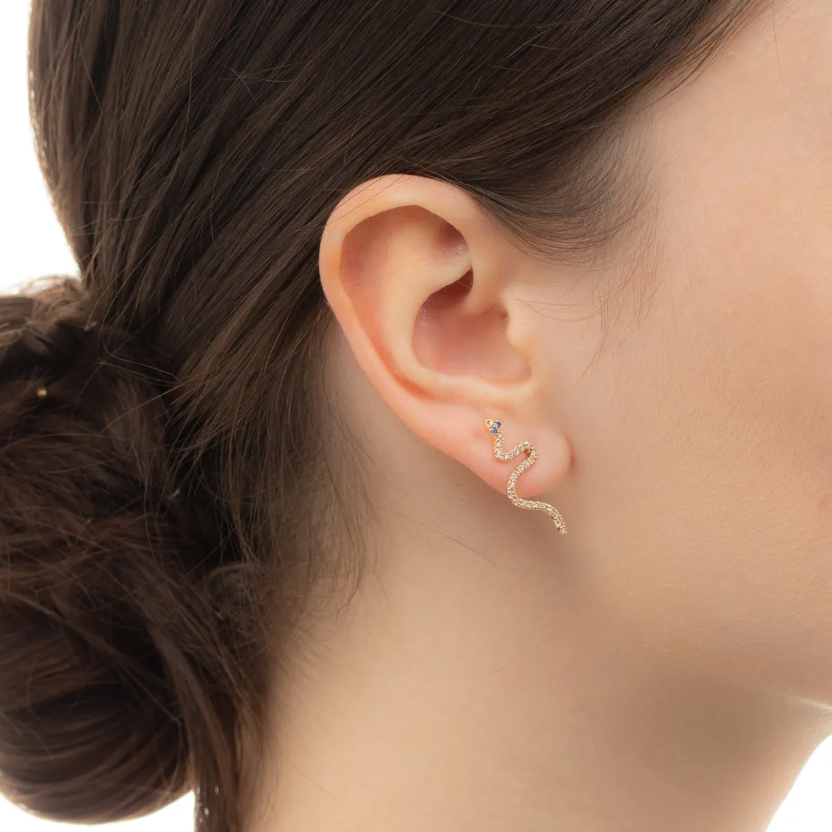SNAKE KNOT Blue Sapphire Eye Earring