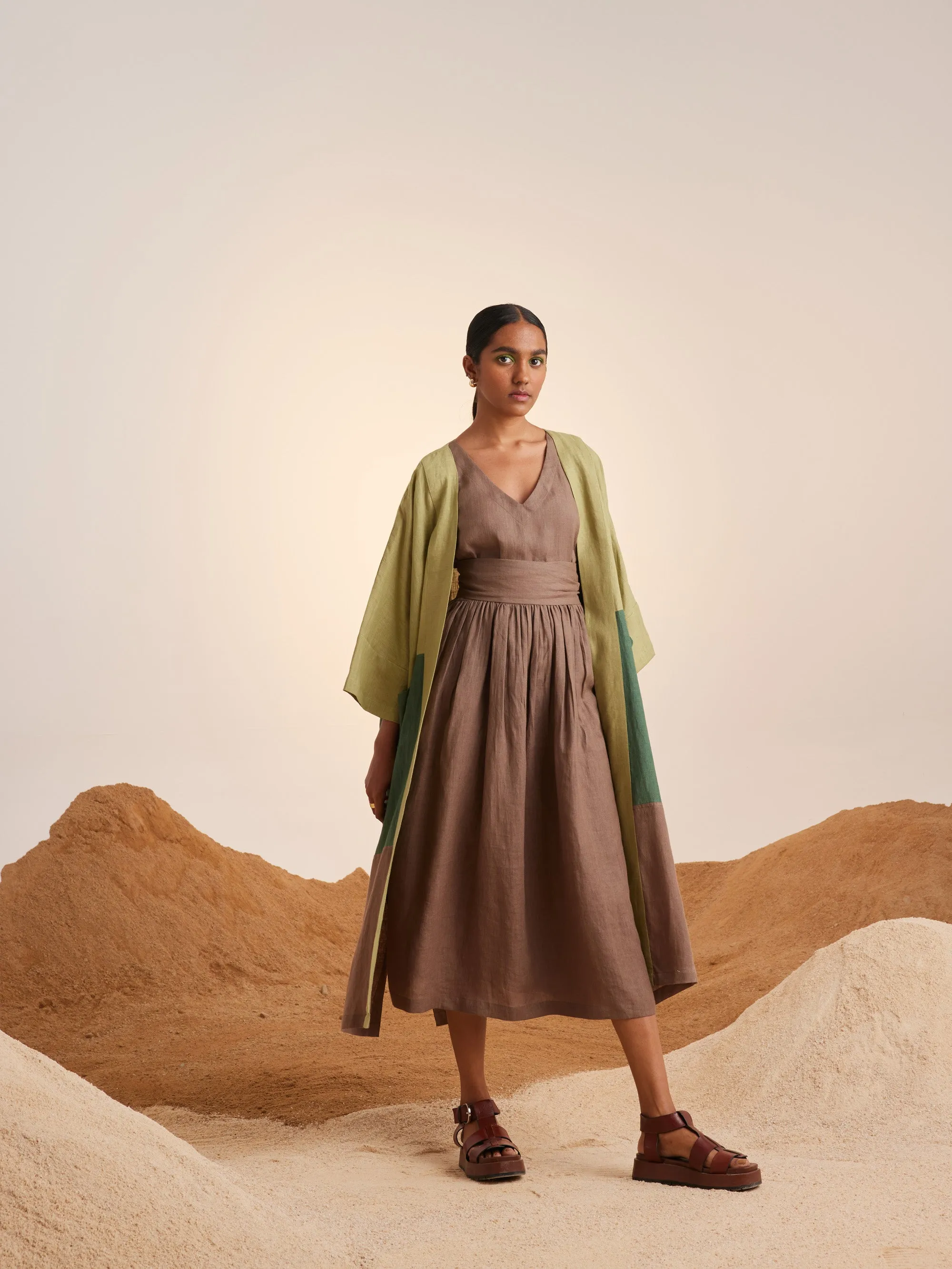 Summer Cape Overlay Freya-Macha-Fern-Ash-Linen-Ss25-Fc-Mfa-Cord