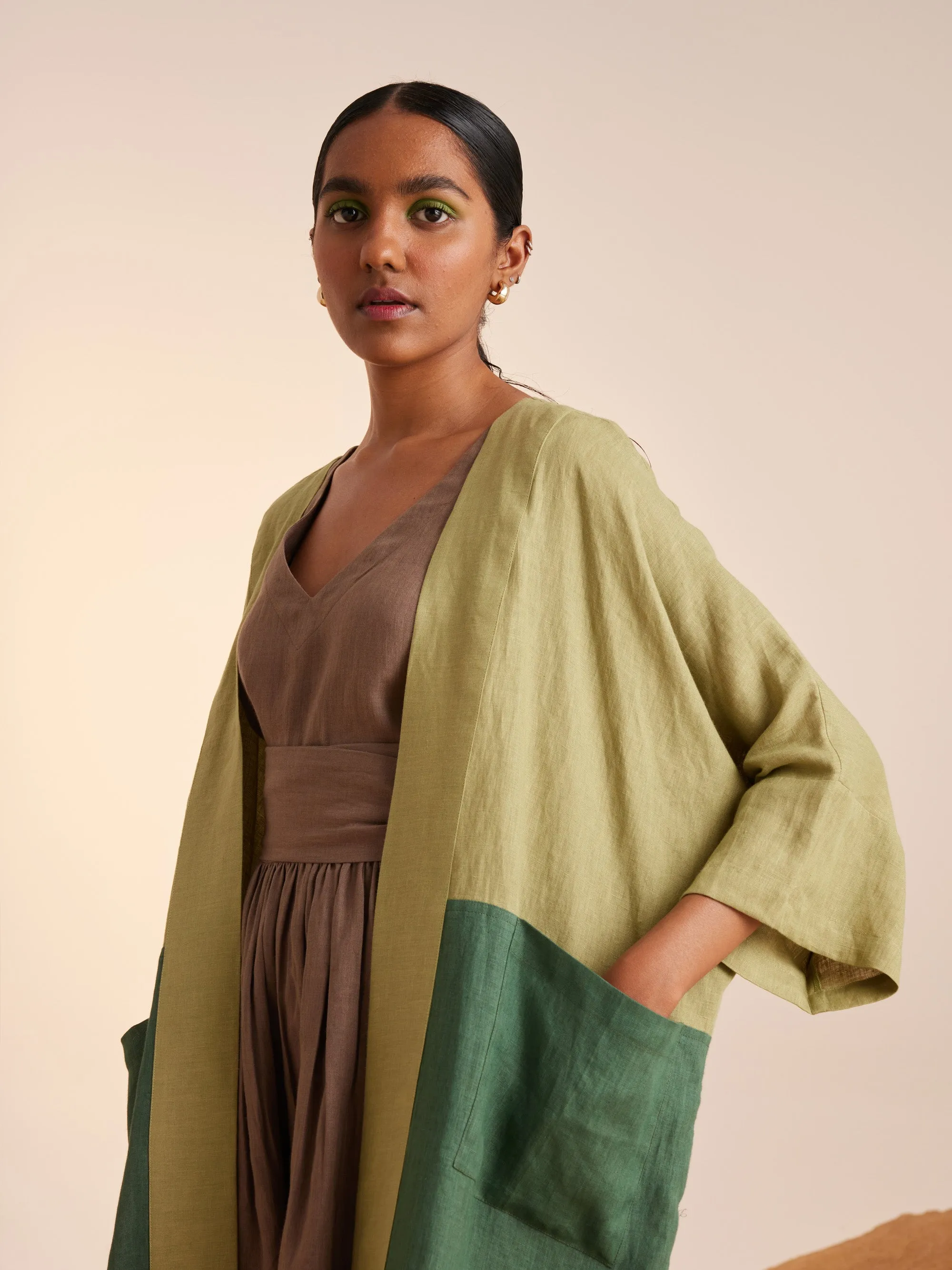 Summer Cape Overlay Freya-Macha-Fern-Ash-Linen-Ss25-Fc-Mfa-Cord